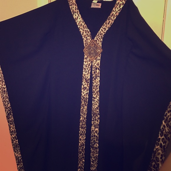 Elegant Black abaya - Picture 1 of 4